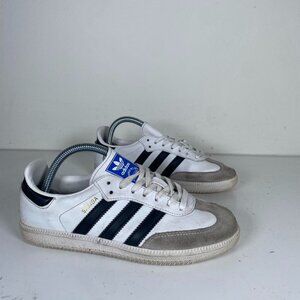 Leather Low Top Streetwear Soccer Sneakers